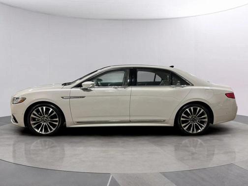 2020 Lincoln Continental Reserve