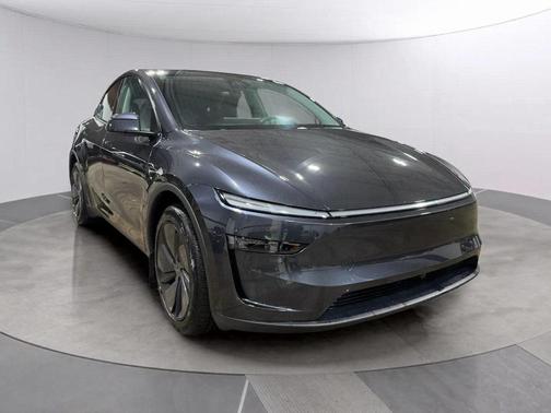 2026 Tesla Model Y Long Range
