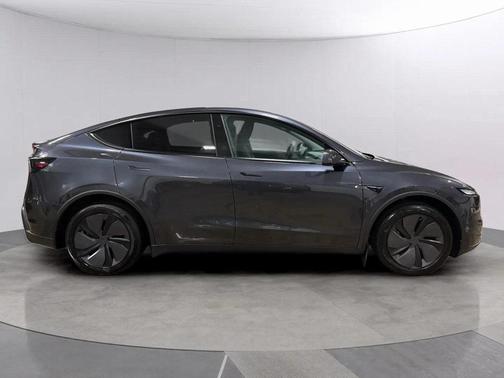 2026 Tesla Model Y Long Range