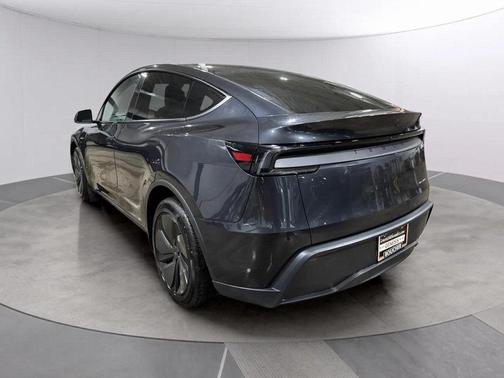 2026 Tesla Model Y Long Range