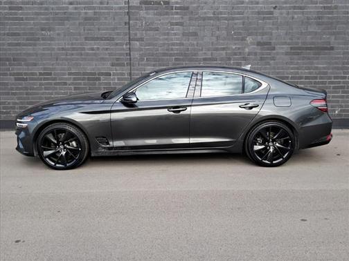 2023 Genesis G70 2.0T AWD