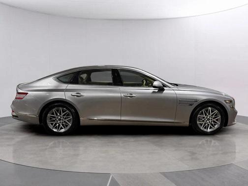 2025 Genesis G80 2.5T AWD