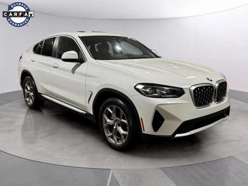 2025 BMW X4 xDrive30i