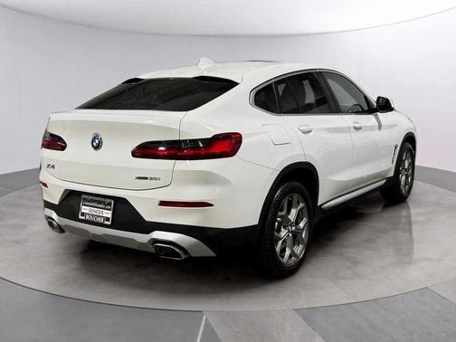 2025 BMW X4 xDrive30i