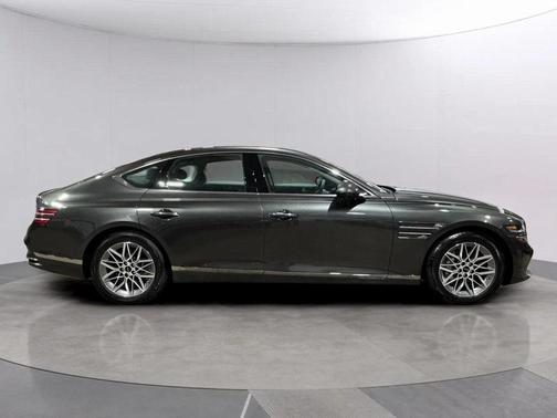 2025 Genesis G80 2.5T AWD
