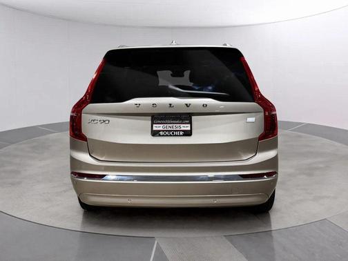 2024 Volvo XC90 Recharge Plug-In Hybrid T8 Ultimate Bright Theme 7-Seater