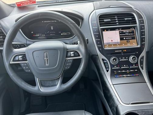 2019 Lincoln Nautilus Reserve