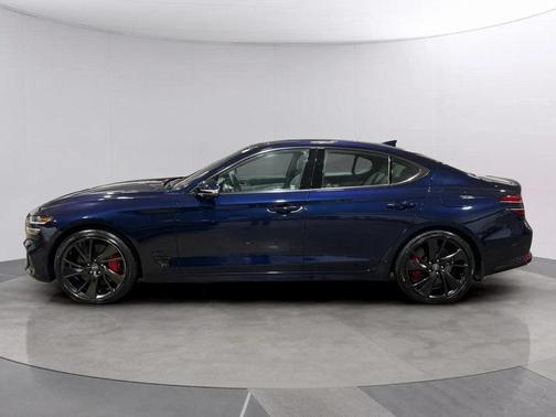 2023 Genesis G70 3.3T AWD