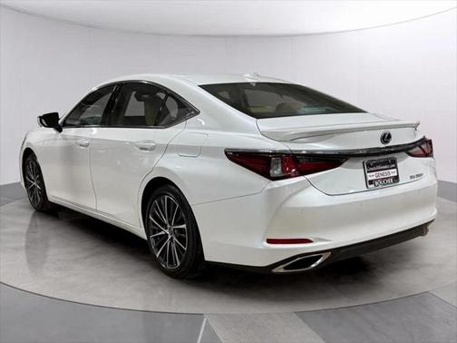 2023 Lexus ES 350 Base