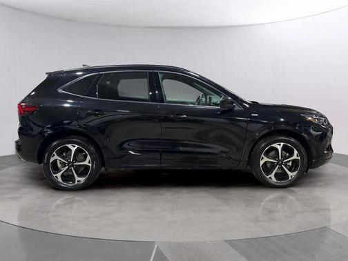 2024 Ford Escape ST-Line Elite