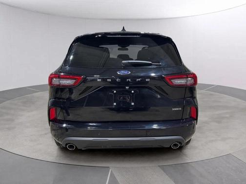 2024 Ford Escape ST-Line Elite
