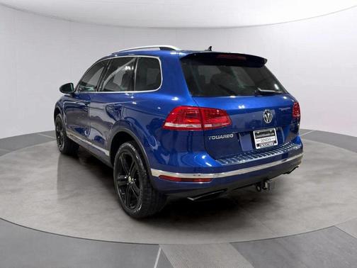2017 Volkswagen Touareg V6 Wolfsburg Edition