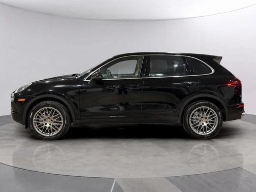 2018 Porsche Cayenne S