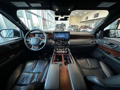 2022 Lincoln Navigator Reserve