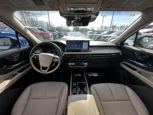 2024 Lincoln Corsair Premiere