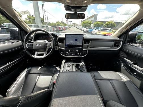 2022 Ford Expedition XLT