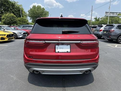 2022 Lincoln Corsair Standard