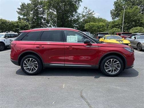2022 Lincoln Corsair Standard