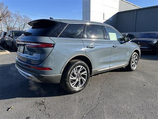 2023 Lincoln Corsair Standard