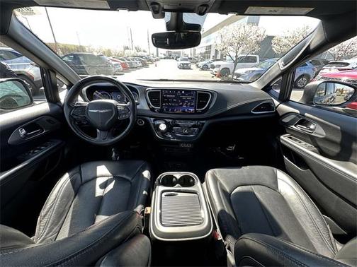 2021 Chrysler Pacifica Touring-L