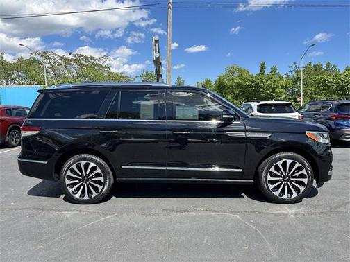 2022 Lincoln Navigator Reserve