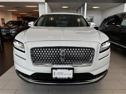 2023 Lincoln Nautilus Standard