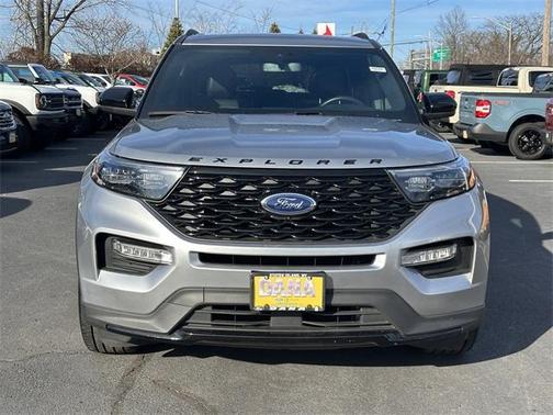 2023 Ford Explorer ST-Line