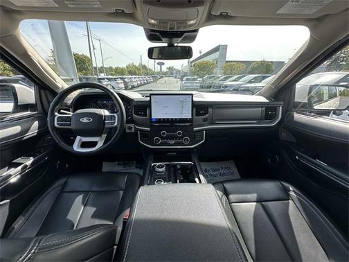 2022 Ford Expedition XLT