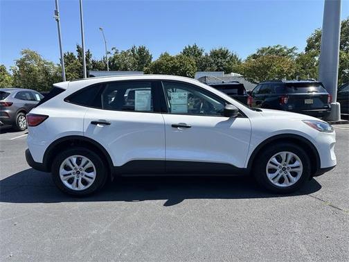 2022 Ford Escape S