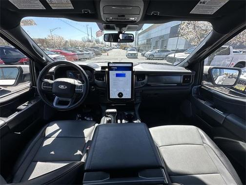 2022 Ford F-150 Lightning LARIAT