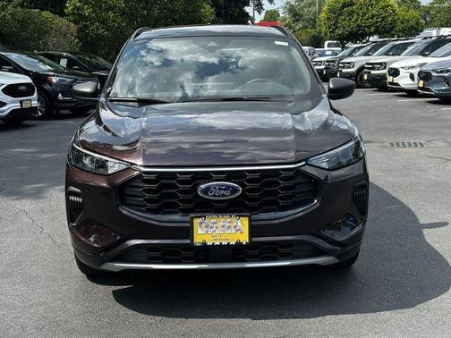 Cinnabar Red Metallic 2023 Ford Escape ST-Line
