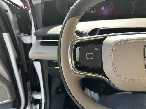 White Platinum Clearcoat Metallic 2024 Lincoln Nautilus Premiere
