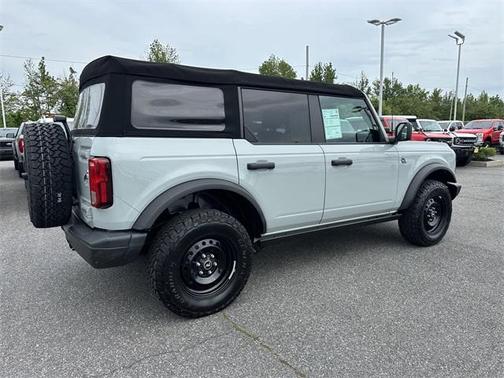 2022 Ford Bronco Black Diamond