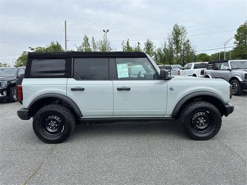 2022 Ford Bronco Black Diamond