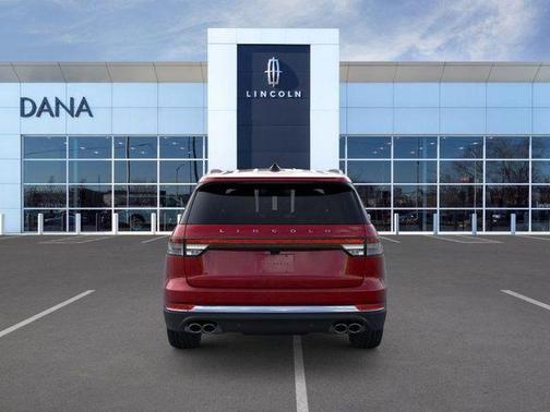 Red Carpet 2025 Lincoln Aviator Premiere