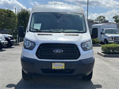 2016 Ford Transit-250 130 WB Medium Roof Cargo
