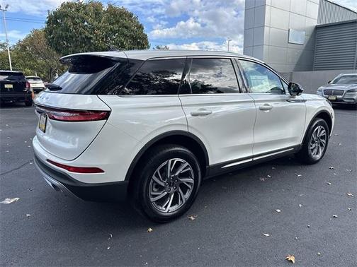 2024 Lincoln Corsair Premiere
