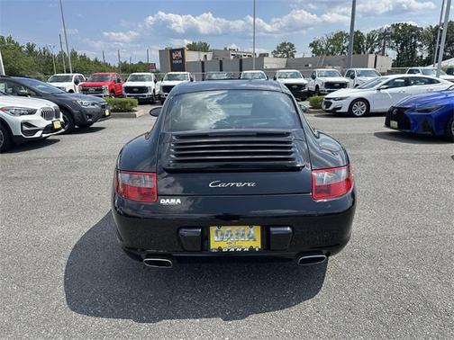 2005 Porsche 911 Carrera