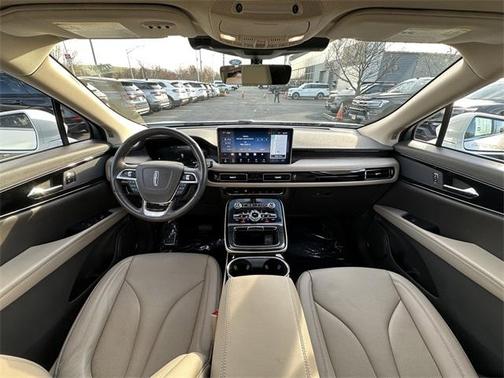 2023 Lincoln Nautilus Reserve