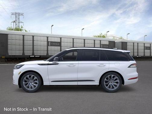 Pristine White 2026 Lincoln Aviator Premiere
