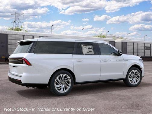 Infinite Black Metallic 2027 Lincoln Navigator Reserve