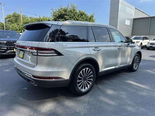 2023 Lincoln Aviator Standard AWD