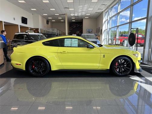 2021 Ford Shelby GT500 Base