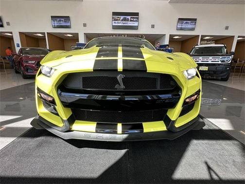 2021 Ford Shelby GT500 Base
