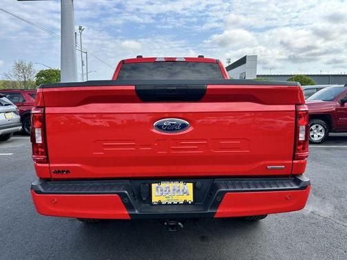 Race Red 2022 Ford F-150 XL