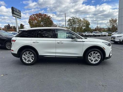 2023 Lincoln Corsair Standard