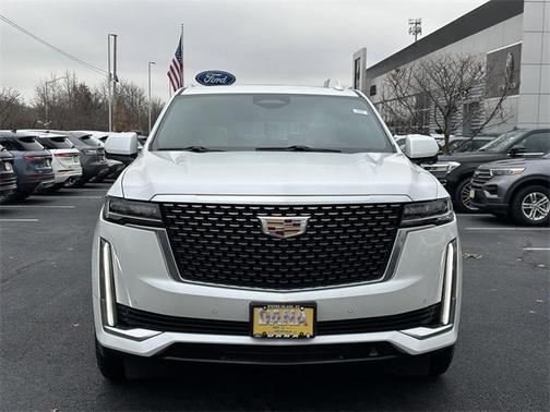 2023 Cadillac Escalade ESV Premium Luxury