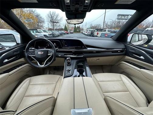 2023 Cadillac Escalade ESV Premium Luxury