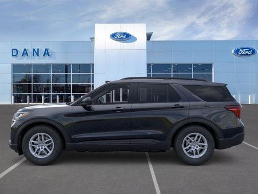 Agate Black Metallic 2026 Ford Explorer Active