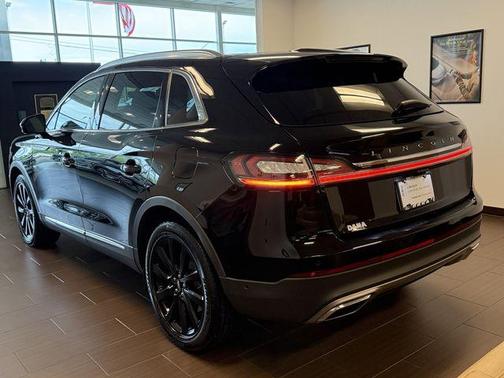 Infinite Black Metallic 2023 Lincoln Nautilus Reserve